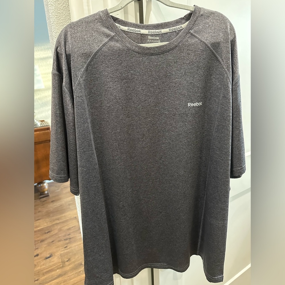 Reebok Men's Charcoal Short Sleeve Tee